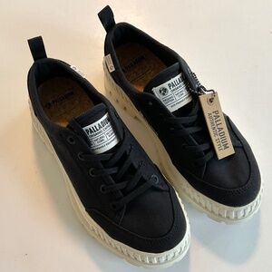 PALLADIUM Pallashock Low Top Organic Sneaker Black  (Unisex) Men 6.5 Women 8 NEW